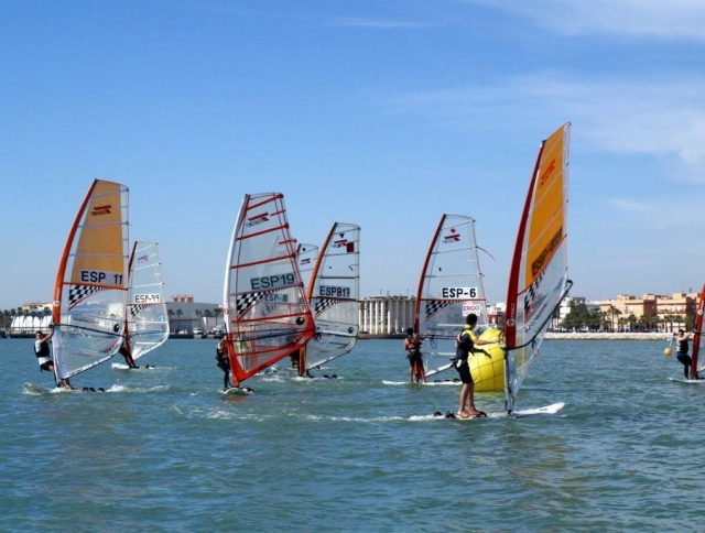  planche à voile à Puerto Real 